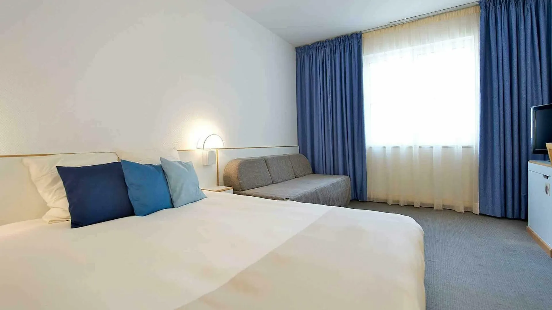 Novotel Firenze Nord Aeroporto Sesto Fiorentino 4*,  İtalya